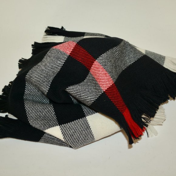 NWT BURBERRY HALF MEGA FASHION CHECK WOOL FRINGE SCARF - Picture 7 of 11